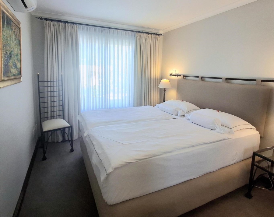 To Let 2 Bedroom Property for Rent in Bantry Bay Western Cape